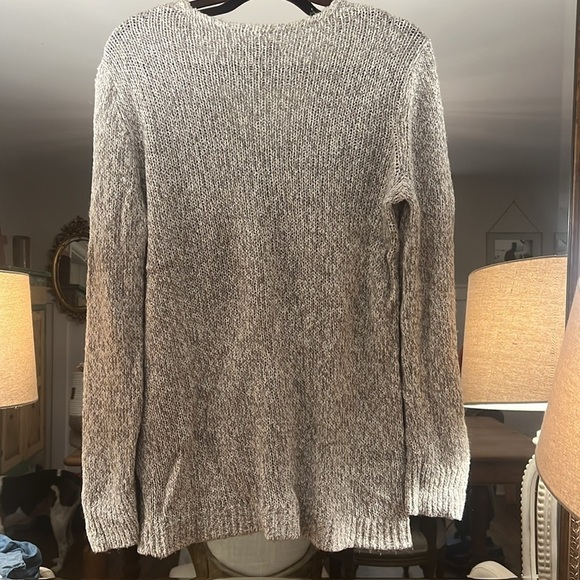 LOFT V-neck Cable Gray Heather Sweater Knit​​ - Picture 3 of 3